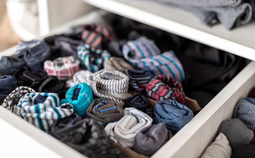 Ordnung im Kleiderschrank: Welche Methoden gibt es und was ist dabei zu beachten?