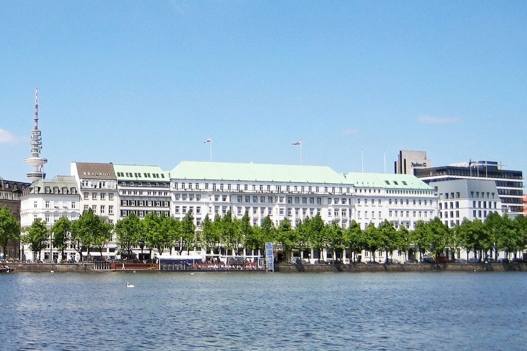 Fairmont Hotel Vier Jahreszeiten, Hamburg