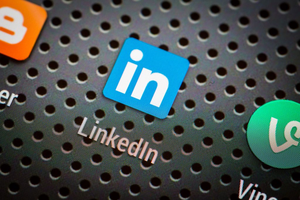 Private Posts auf LinkedIn