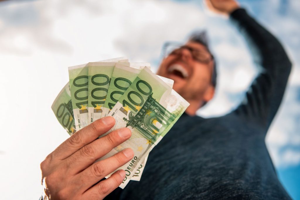 Geld und Glück