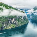 Mit dem Kajak durch den Geirangerfjord