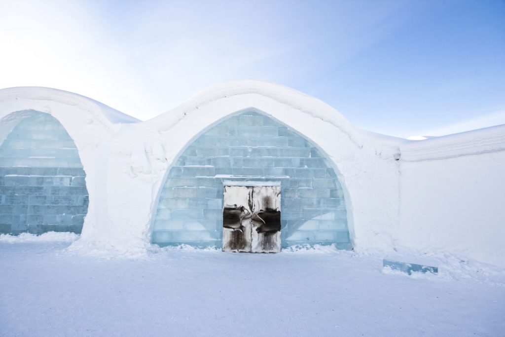 Ein Hotel ganz aus Eis und Schnee