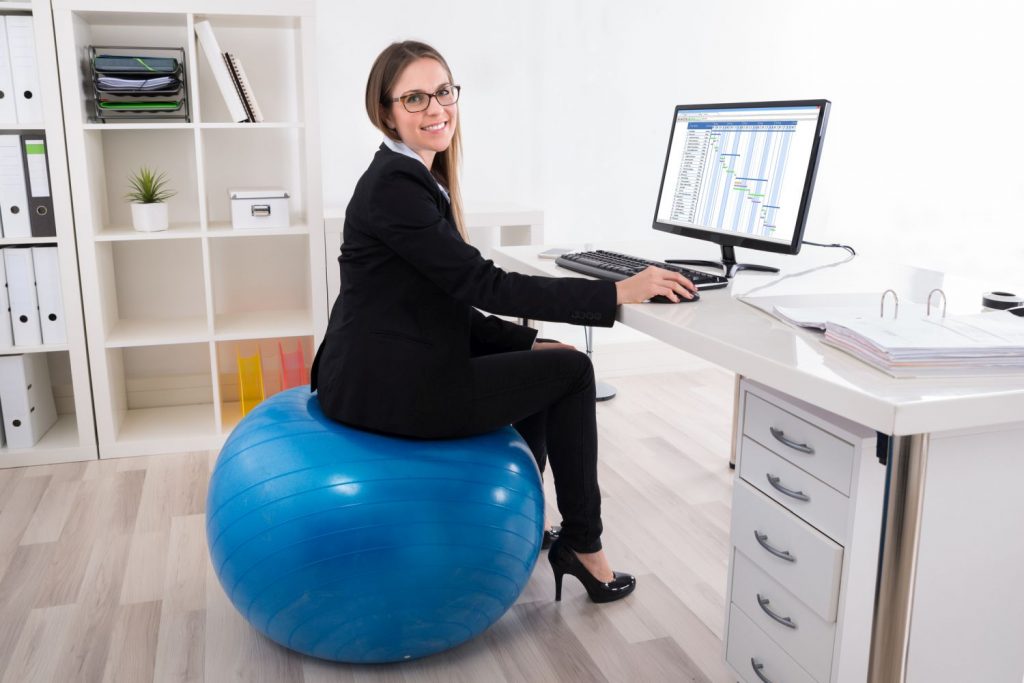 Stuhl & Sitzball