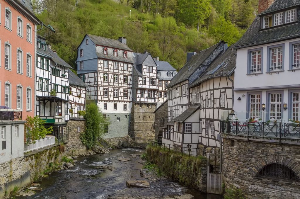 Der Ort Monschau...