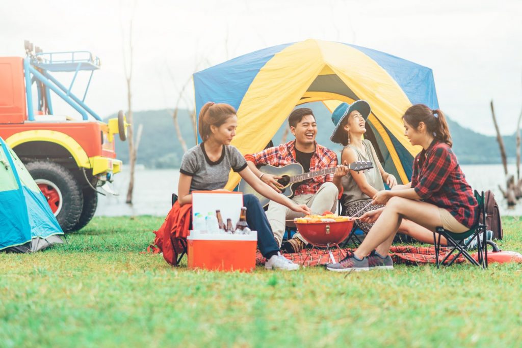 Camping mit Freunden