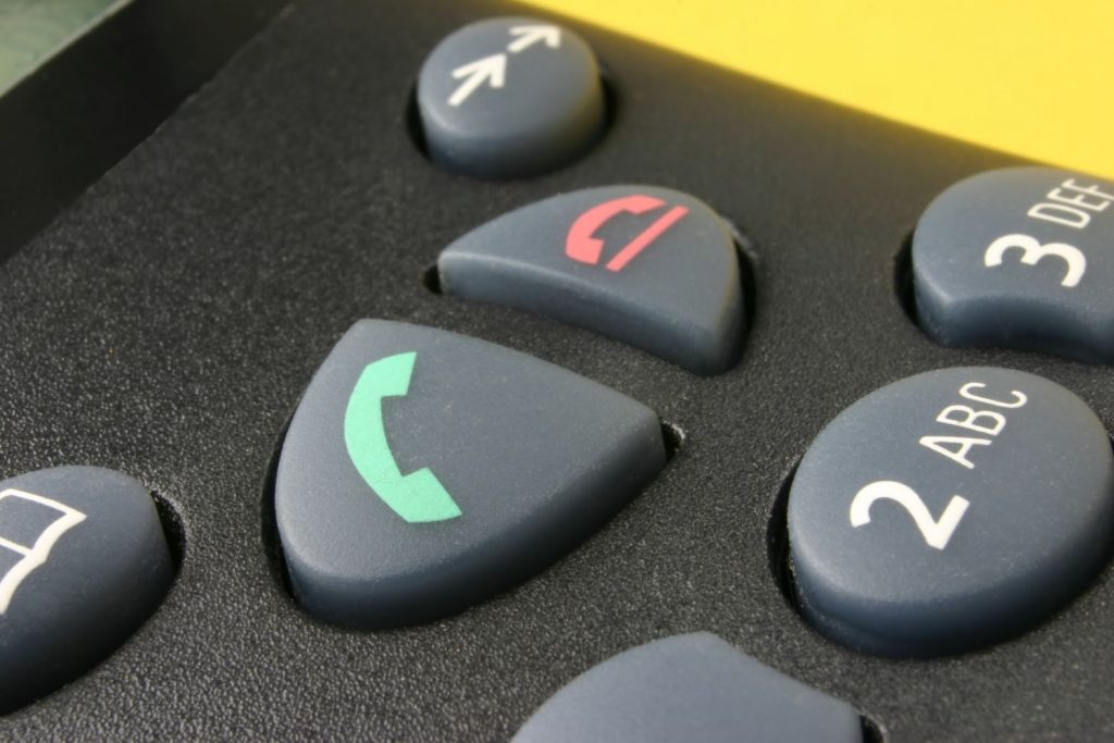 Autotelefon