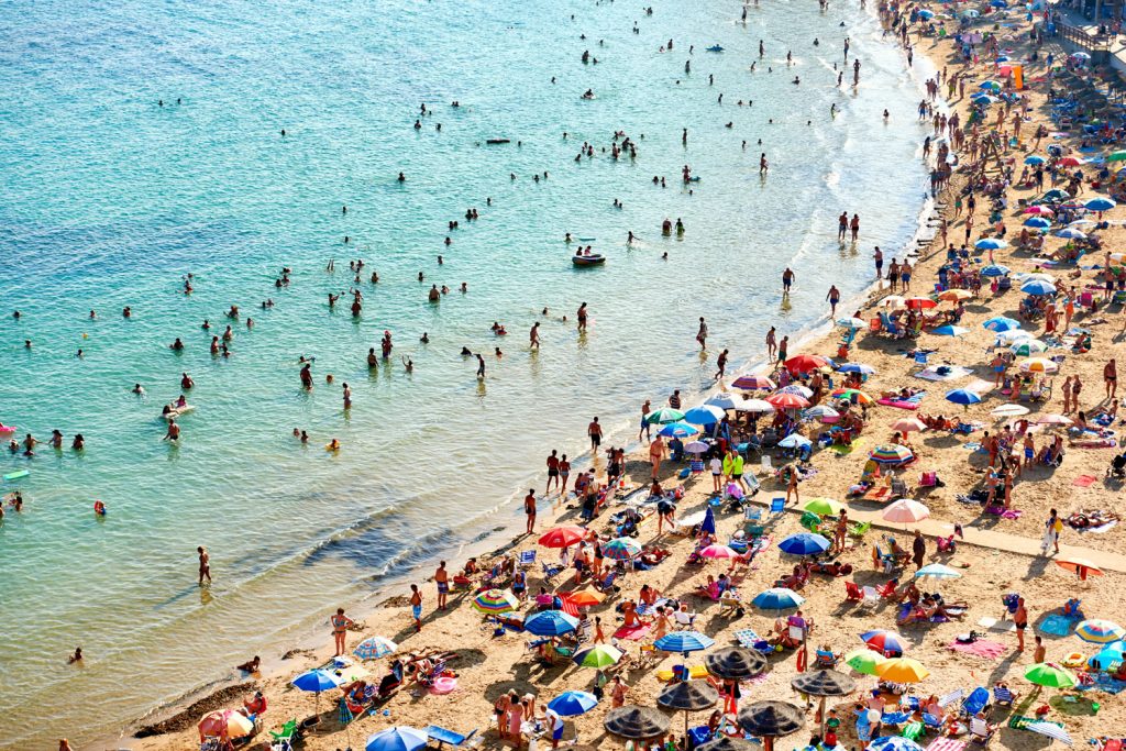 Spanien