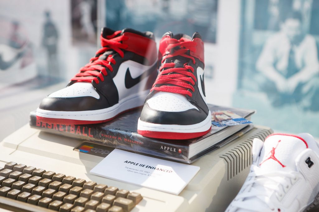 Legendäre Schuhe eines legendären Basketballspielers.