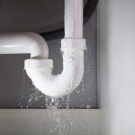 Erstens: Wasser abdrehen