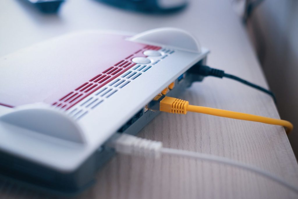 Auch um Telefon und Internet...