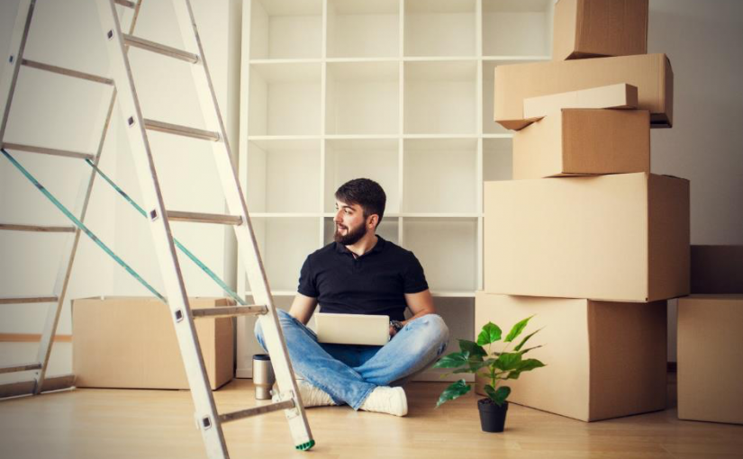 Erste eigene Wohnung: In diesen Themengebieten sollten junge Menschen jetzt fit sein