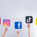 War Social Media...