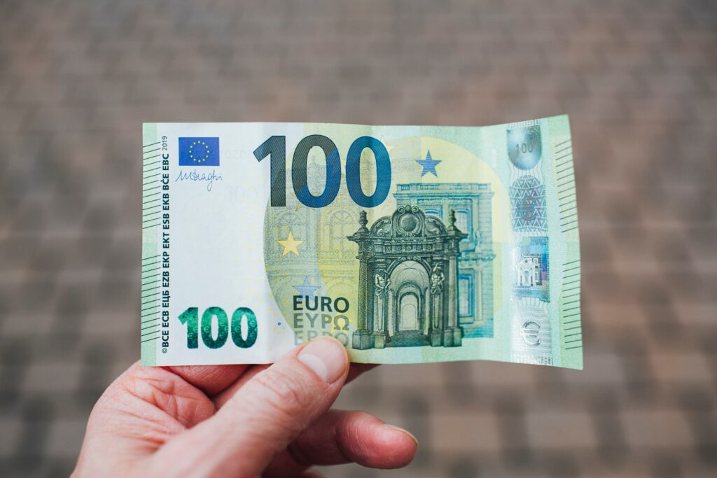 Die Kauflaune der Deutschen ist aktuell nicht die Beste - doch woran liegt und gibt es schon Aussicht auf Besserung?