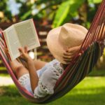 (5) Wer liest, langweilt sich nicht