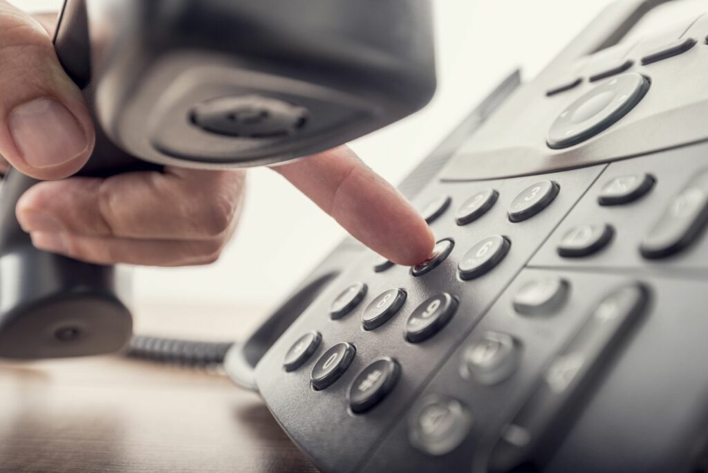 Telefon und Internet kündigen
