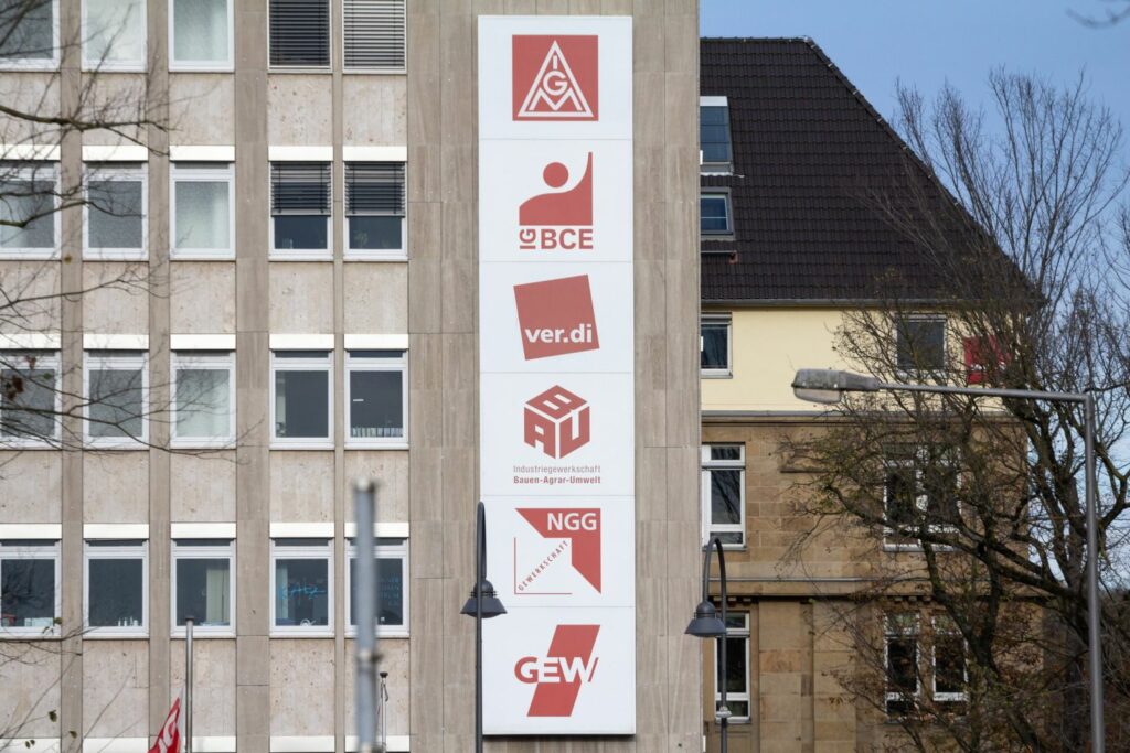 Die Gewerkschaften selbst...