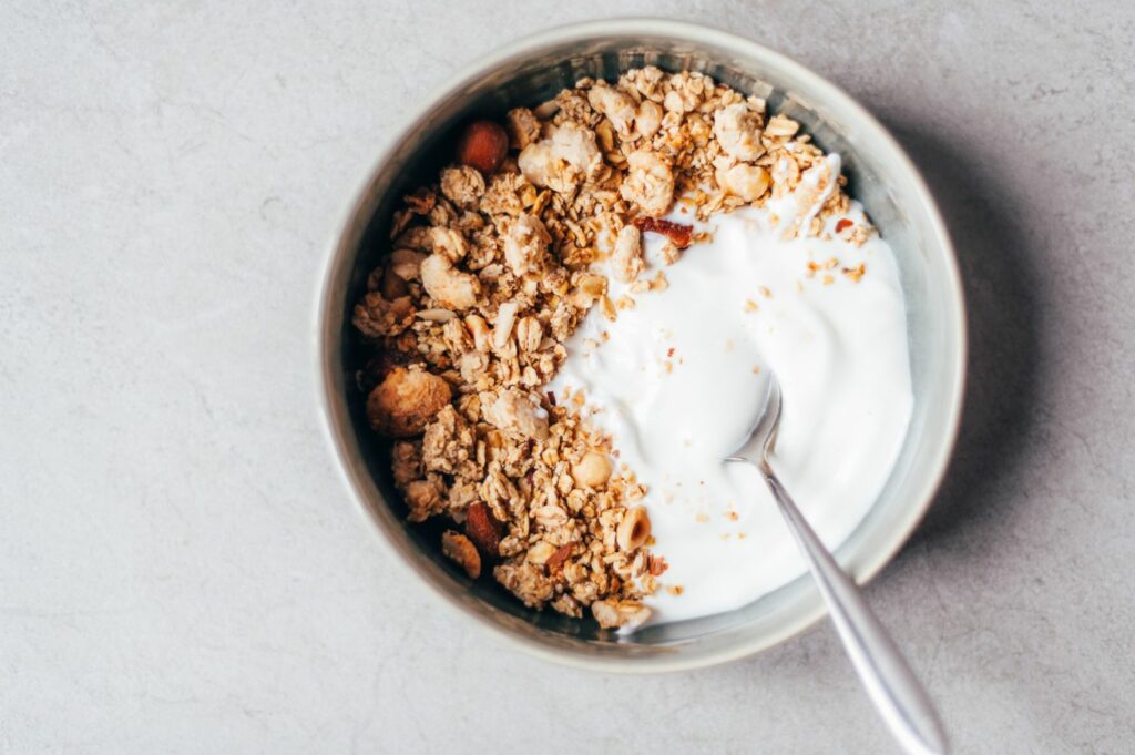 Müsli und Frühstücks-Cerealien...